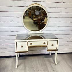 Vintage White Vanity Table Desk Round Mirror