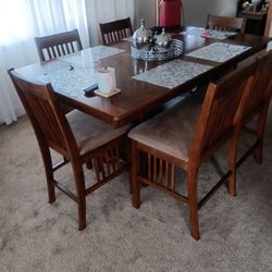 Dining room table Obo