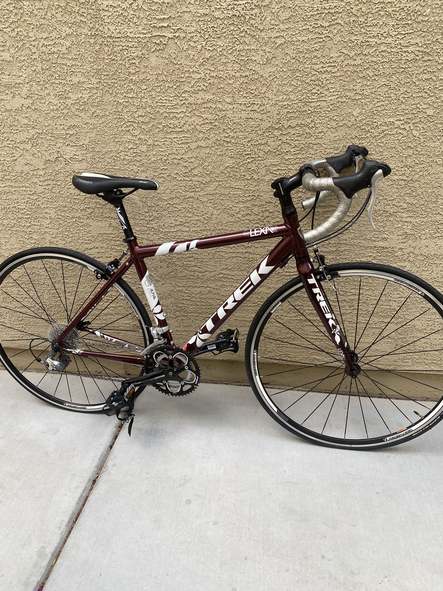 TREK LEXA ALPHA ALUMINUM 100 (54cm)