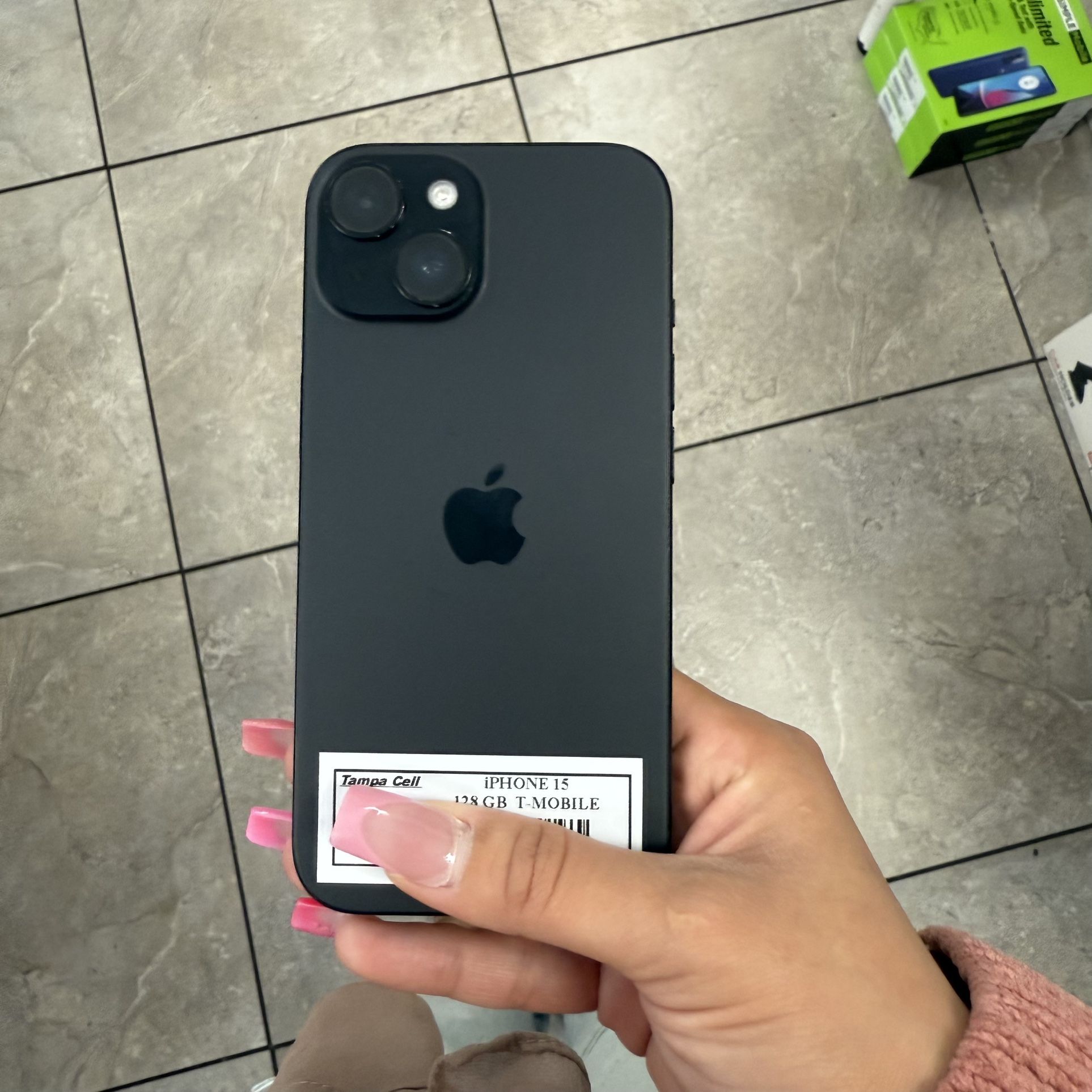 iPHONE 15 TMOBILE/METRO