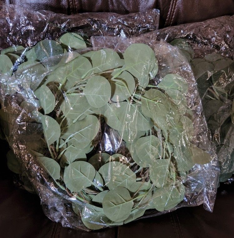 3 Brand New Ivy Strands 6ft Each