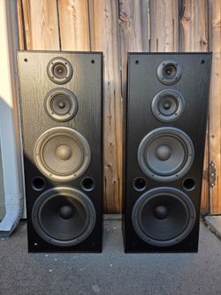 Technics SB-A37 3-Way Floor Speakers $50