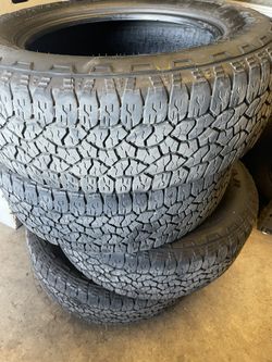Set Of 4 Good Year tires LT27565R20