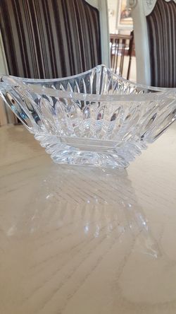 Crystal dish