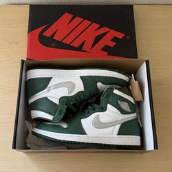 Nike Air Jordan 1 High (Size 10M).