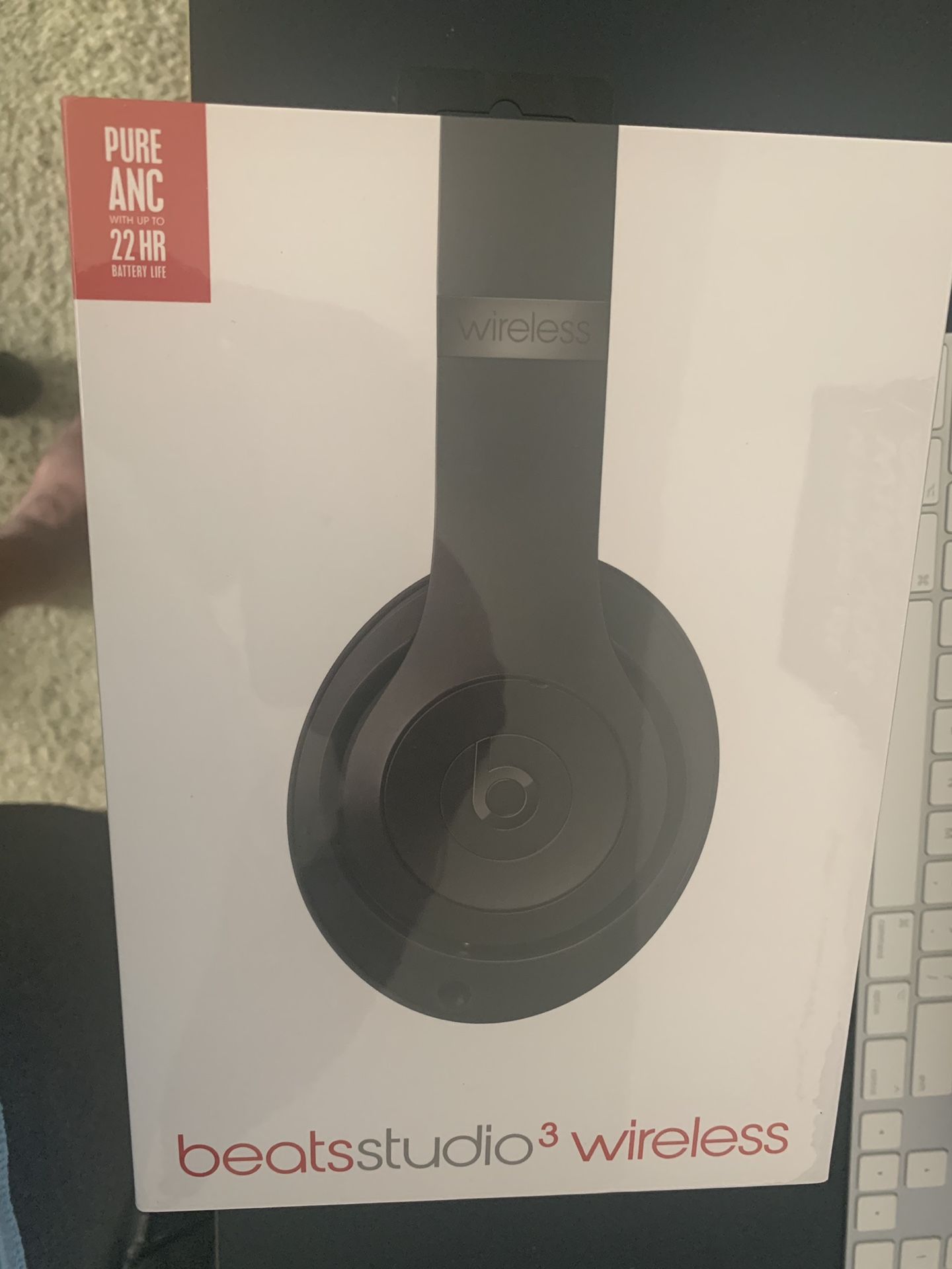 Beats studio 3 wireless - never opened