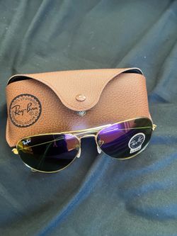 Ran-ban sunglasses 🕶️ new comes with everything
