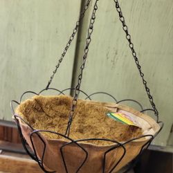 Hanging Baskets With Liners