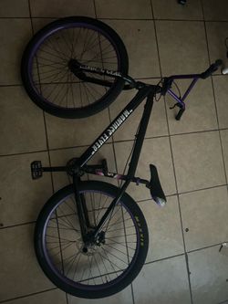 Maniac flyer: trade or buy