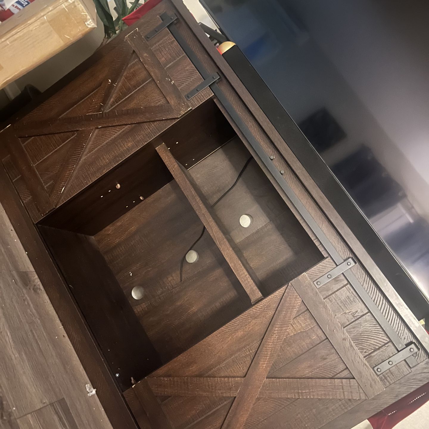 Entertainment stand