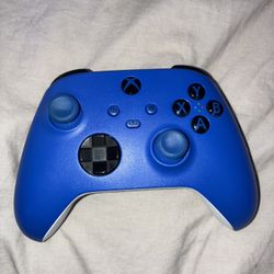 Blue Xbox 1 Controller