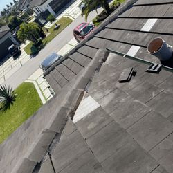 R O O F  R E P A I R 