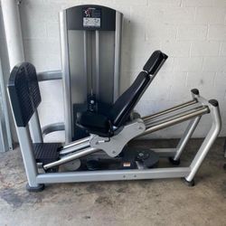 Life Fitness Signature Series 6 Piece Strength Package. Commercial Gym Equipment.