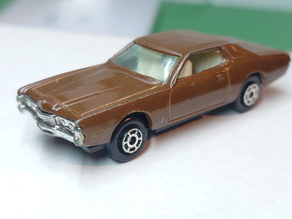 Vintage YatMing Ford Thunderbird Toy Car