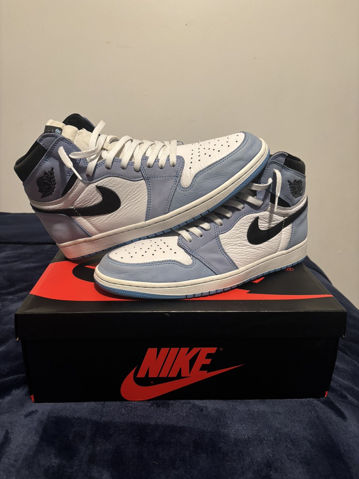 Jordan Retro 1 High "University Blue"