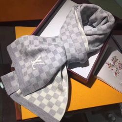 LV Damier Checkered Grey Scarf
