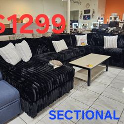 MADE IN USA SECTIONALS SPECIALS DEALS NO MONEY NO HONEY FINANCING AVAILABLE IS VERY EASY TO QUALIFY NO CREDIT CHECK 
