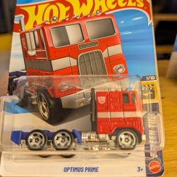 Hot Wheels Optimus Prime 