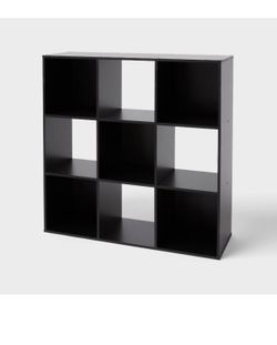 9 shelves in good condition…$30 Dlls FIRM …ask for address when you’re ready to pick up …