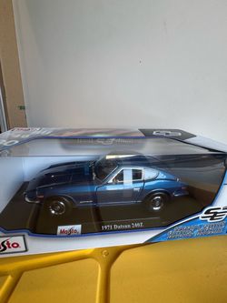 Maisto 1971 Datsun 240