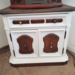 End Table With Drawer