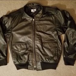 Bomber Jacket:     Official US Border Patrol uniform Leather bomber Jacket 