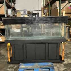 125 Gallon Fish Tank  // Aquarium with Stand 