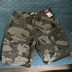 Mens Cargo Shorts Read Description 