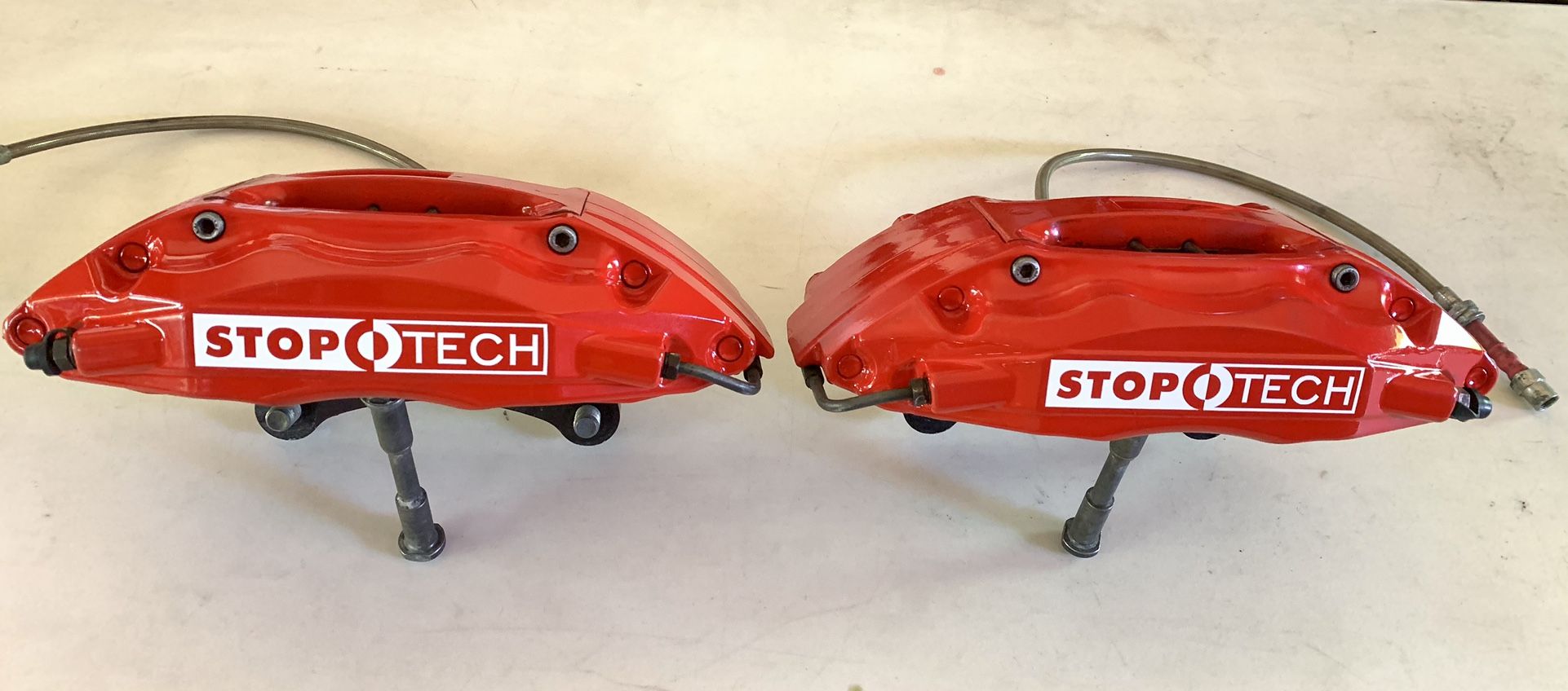 Used, Great Condition StopTech -40 Brake caliper, 36/40mm pistons, red, 35mm wide, Front Right And Left Mazda RX-8 2004-08