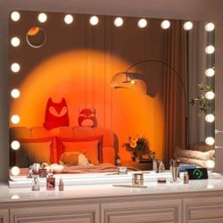 Vanity/Makeup Mirror Lightup With 3 Color Modes And Chargers