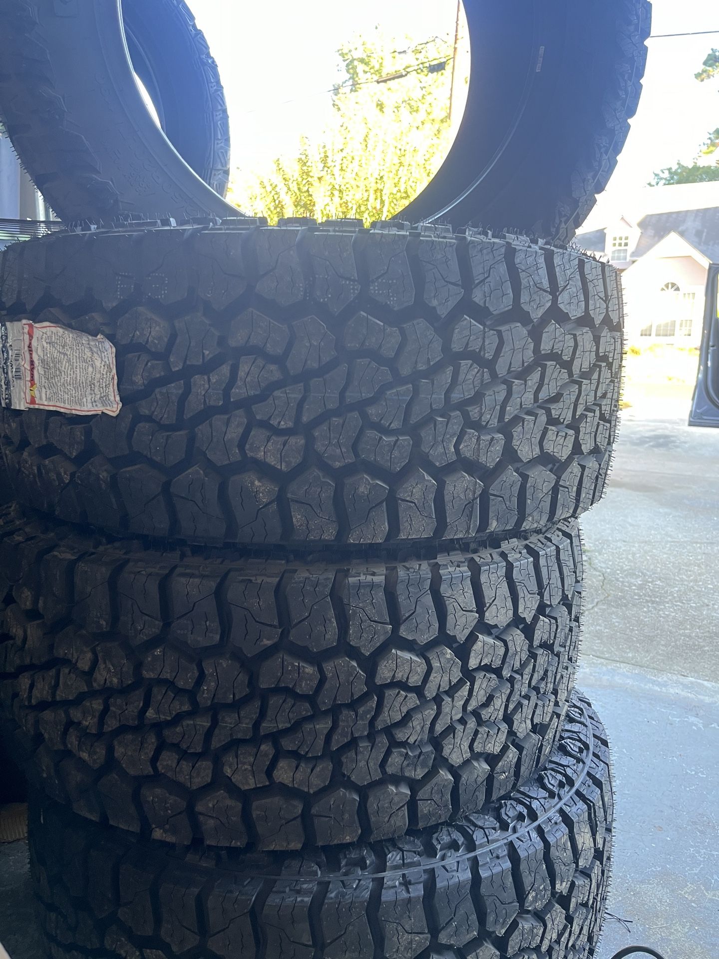 Venom Power 33X12.50R20LT 10PR