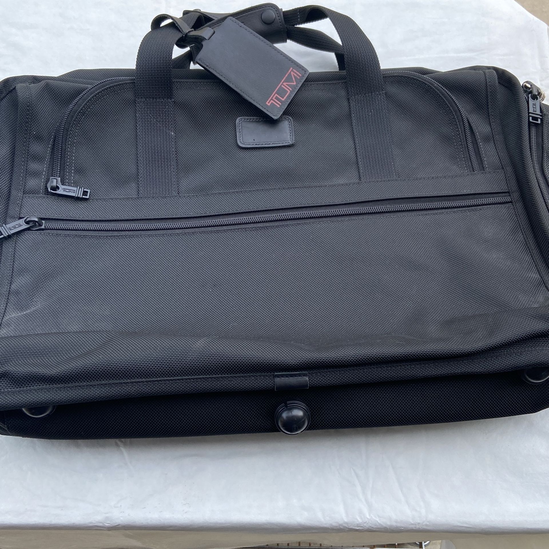 TUMI GARMENT BAG