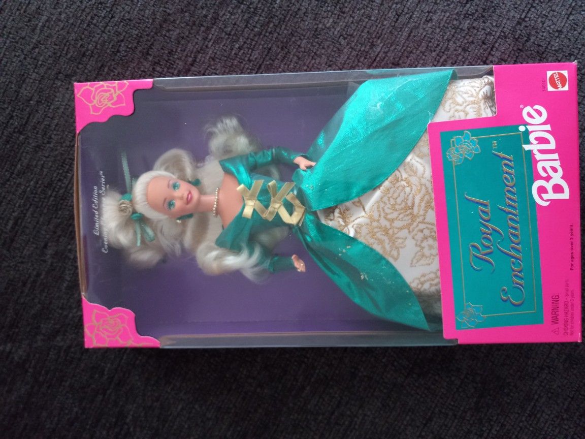 Royal Enchantment Barbie 1995