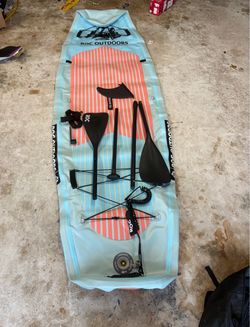 Inflatable paddle board