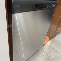 GE STAINLESS DISHWASHER