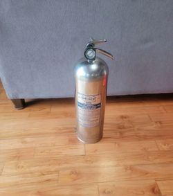 Vintage Polished General Water Fire Extinguisher With Gauge. No Hose