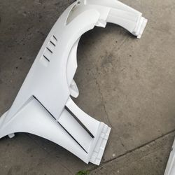 G37 Coupe Vented Fenders