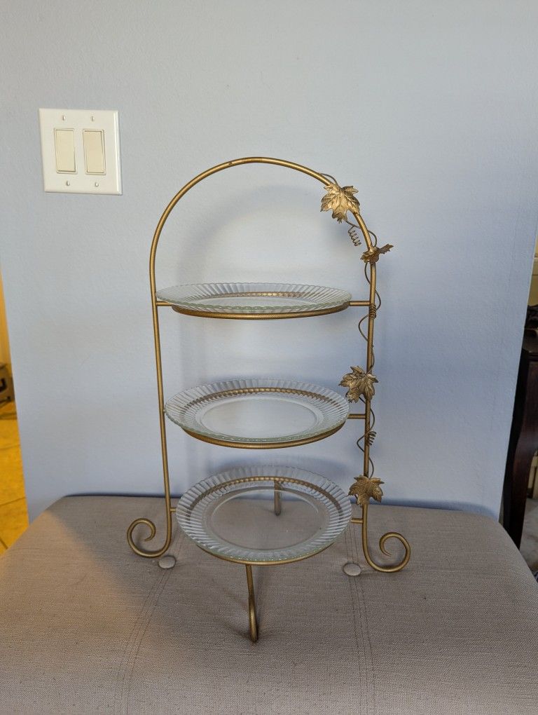 Cake Stand & Plates