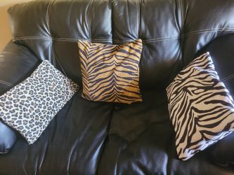 Decorative pillows (small)