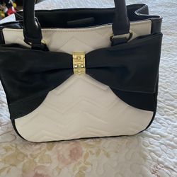 Hand Bags !! Cheap