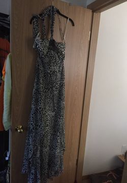 Long dress form Bcbg maxazria never wear size 8