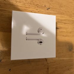 AirPods