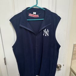 Men’s NY Yankees Babe Ruth Fleece Vest