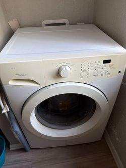 Set of washer and dryer