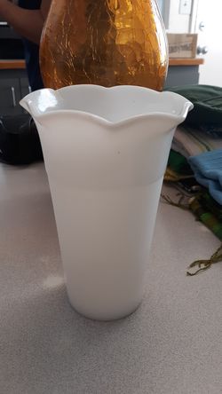 Vintage milk glass vase