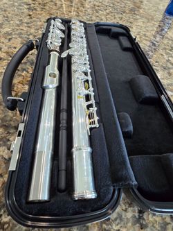 Brand new, never used flute!
