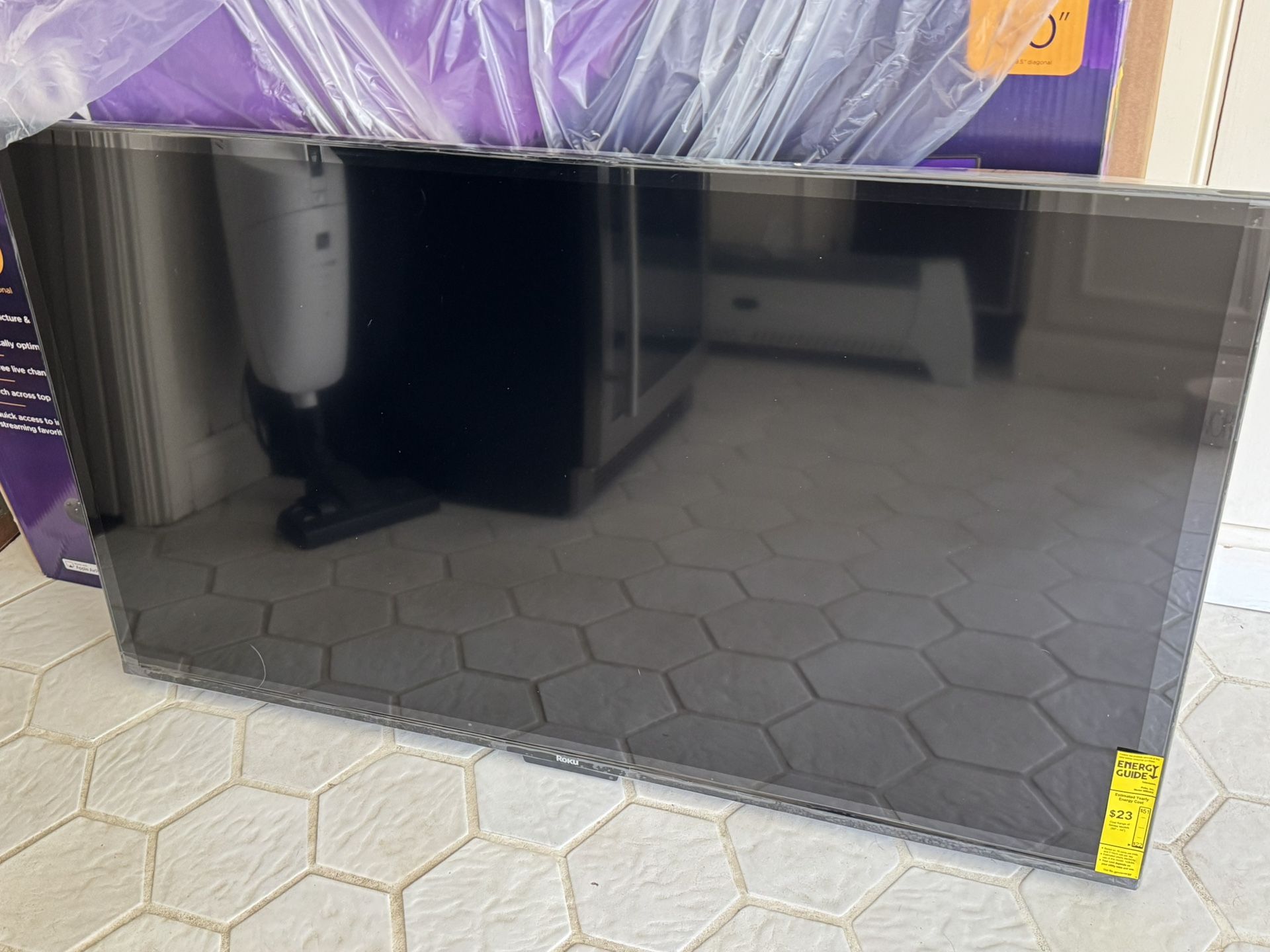 50” ROKU 4K Smart HDR TV - New! Never Used. Delivery!