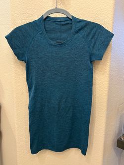 Lululemon Women Teal Swiftly Tech Short Sleeve Athletic Top Size 4