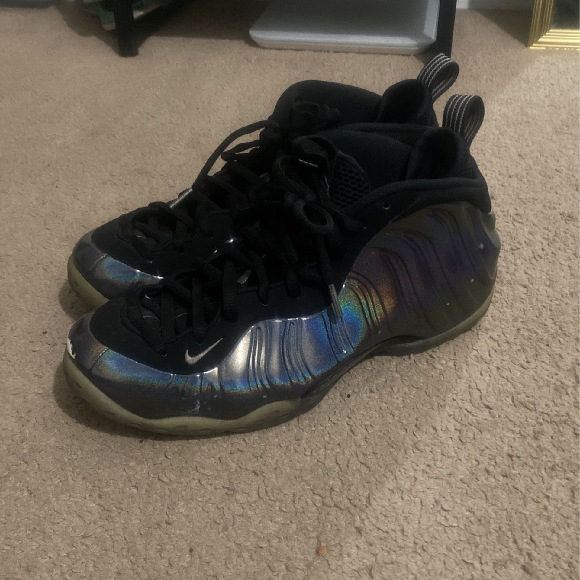 Foamposite Hologram 10.5