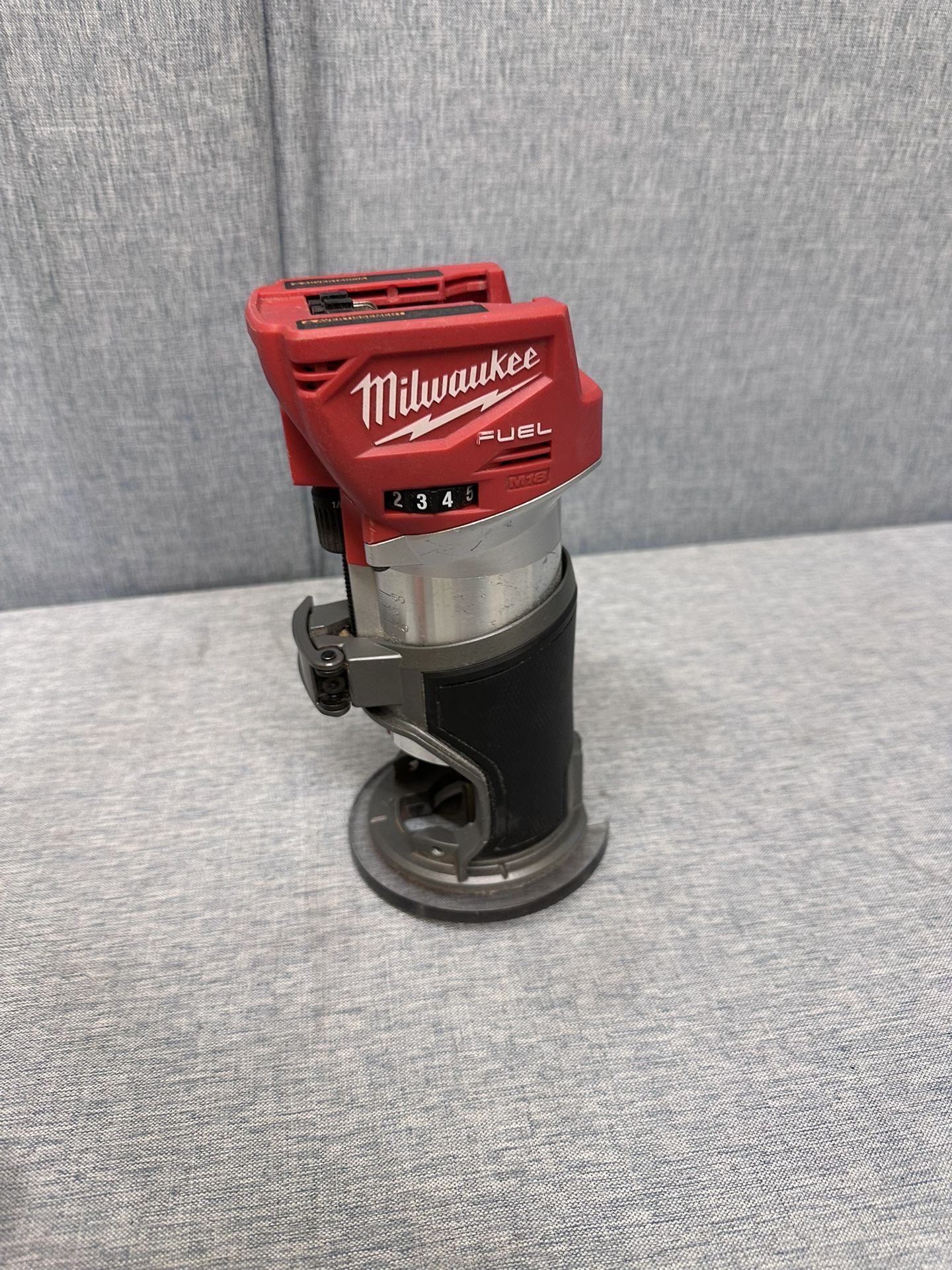 Milwaukee 2723-20 M18 18V FUEL™ Brushless Compact Router Tool Only